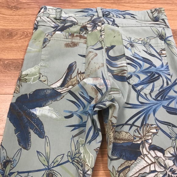 Gigi Moda Pants Size medium - Picture 6 of 7